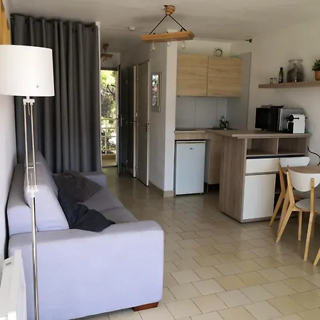 à Port - Proche De Toutes Commodités Apartamento *