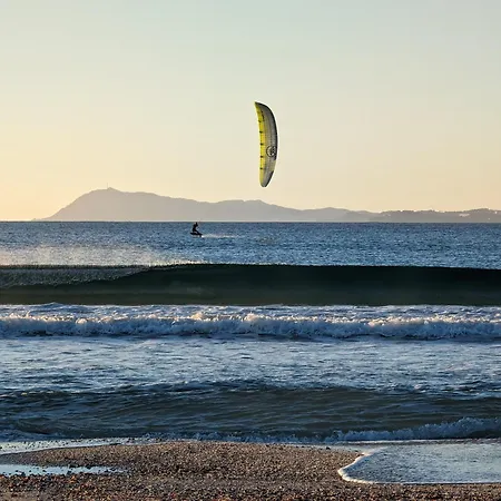 à Port - Proche De Toutes Commodités * Hyères